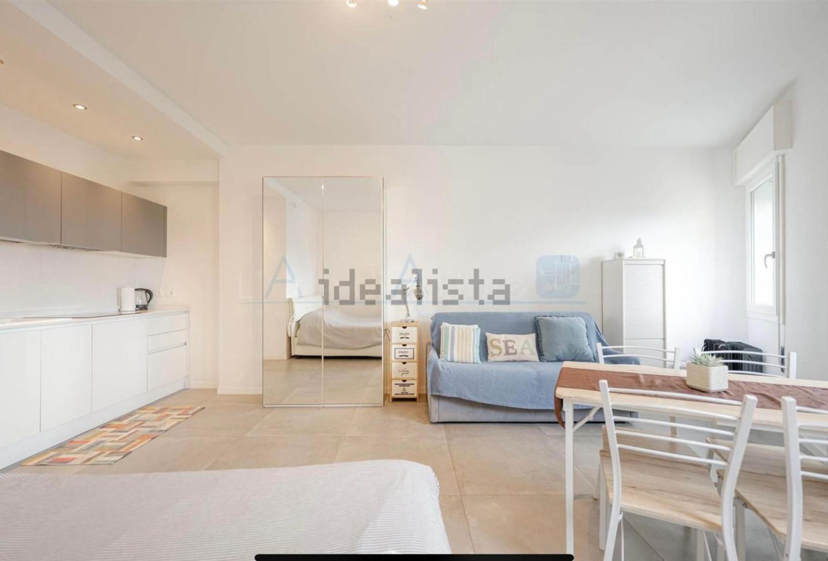 Appartamento Piazza Mazzini Τζεσόλο Λίντο Εξωτερικό φωτογραφία