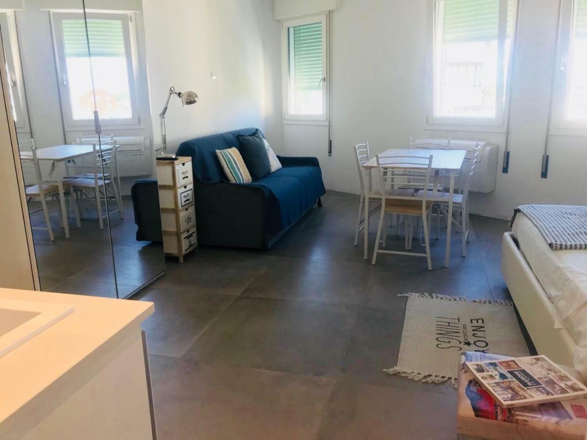 Appartamento Piazza Mazzini Τζεσόλο Λίντο Εξωτερικό φωτογραφία